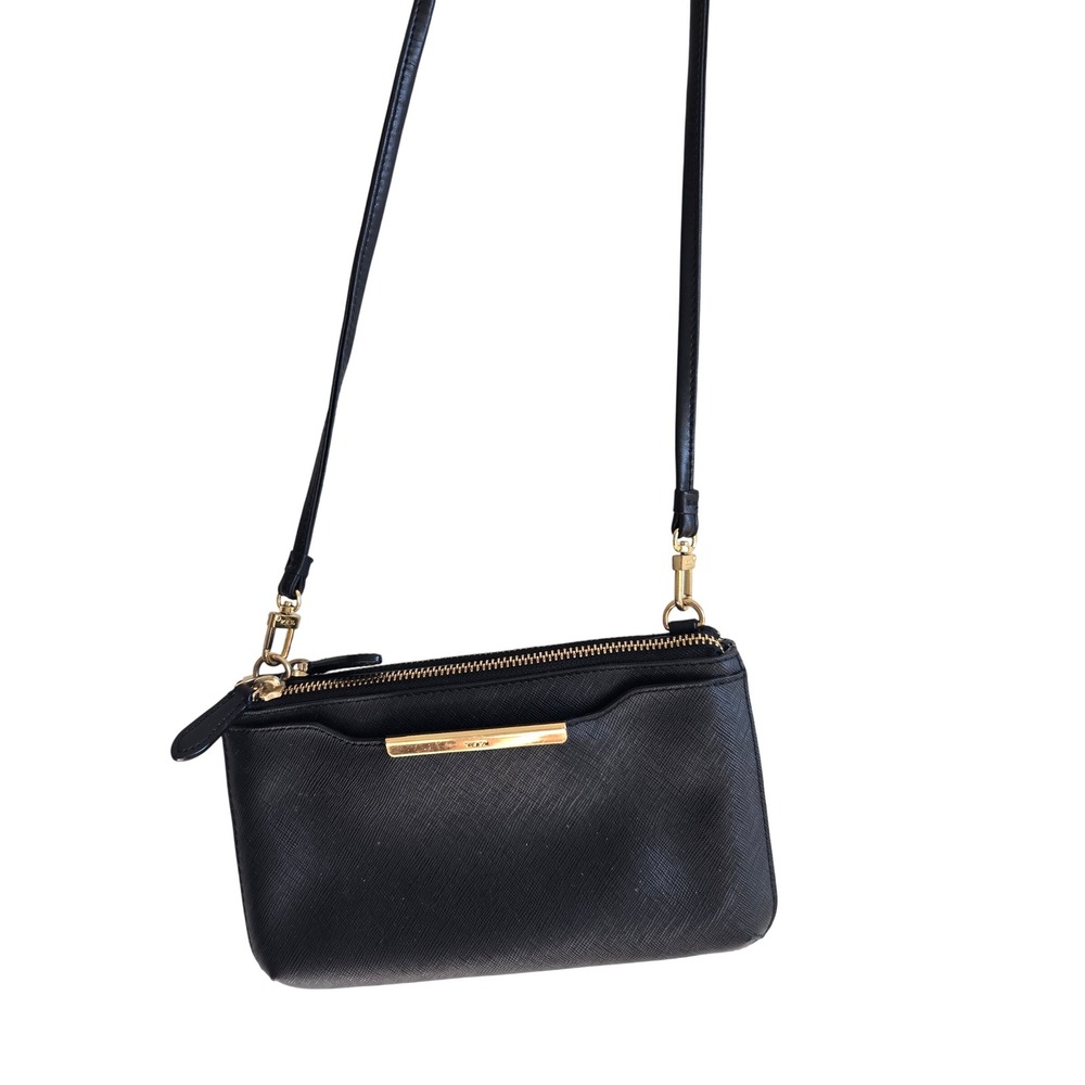 Tumi OS Crossbody Bag Womens Black Excellent Pebbled Gold Hardware
